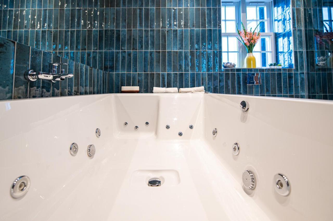 The Nest - Luxury 16 Person Apt W Jacuzzi & Parking Блекпул Екстериор снимка