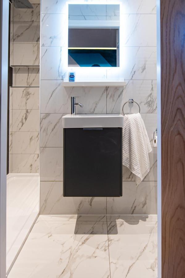 The Nest - Luxury 16 Person Apt W Jacuzzi & Parking Блекпул Екстериор снимка