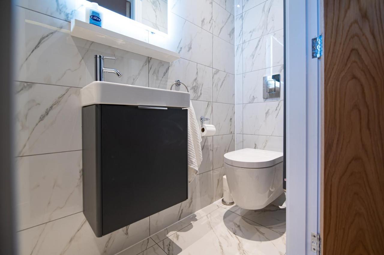 The Nest - Luxury 16 Person Apt W Jacuzzi & Parking Блекпул Екстериор снимка